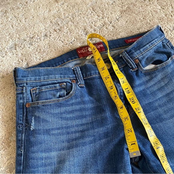 Lucky Brand Jeans Sofia Straight Leg Medium Wash Mid Rise: 10/30 Long Inseam - Picture 8 of 11